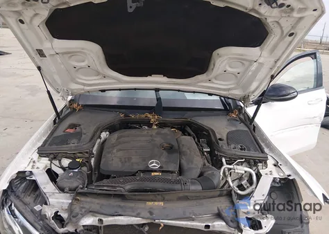 2020 Mercedes-Benz E 350 z USA, uszkodzony, nr VIN W1KZF8DB6LA811080